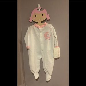 NWT Vintage footsie onesie 12 months